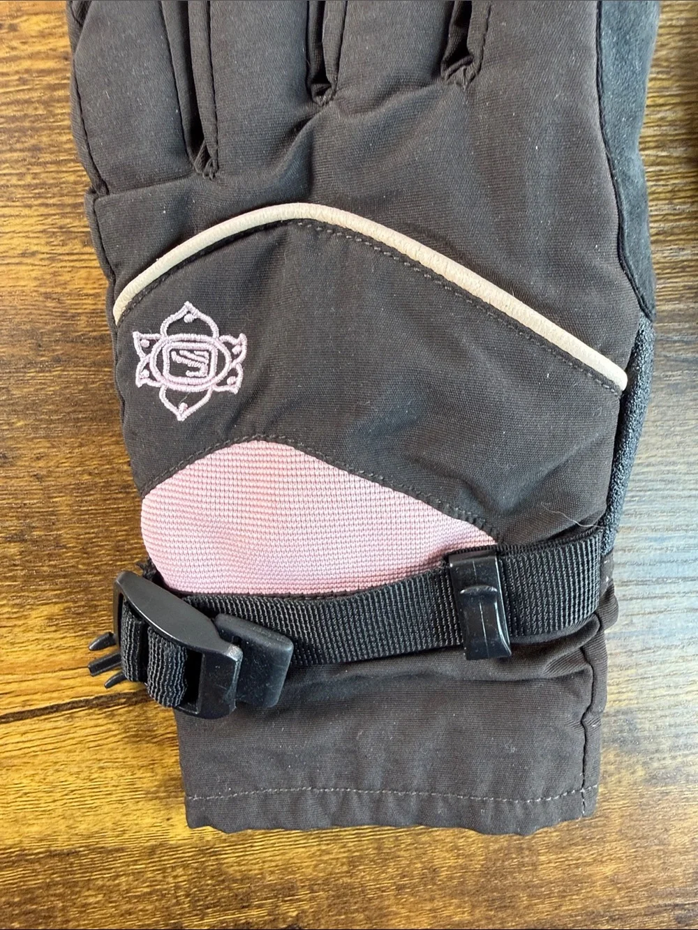 Scott Black and Pink Insulated Winter Gloves